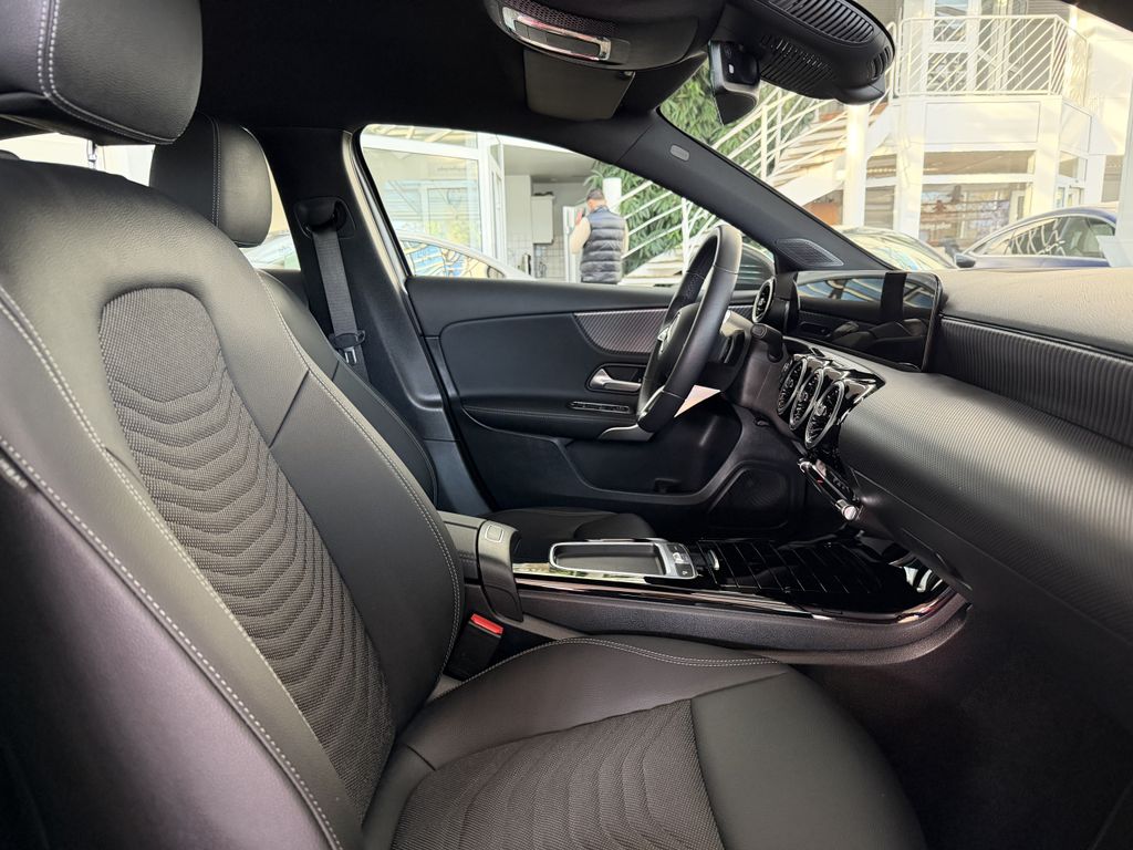 Mercedes-Benz A 180 2024