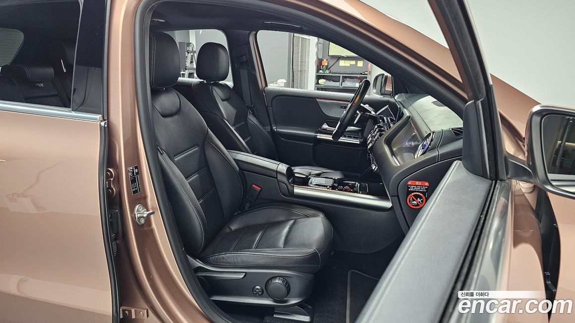 Mercedes-Benz EQA 2022