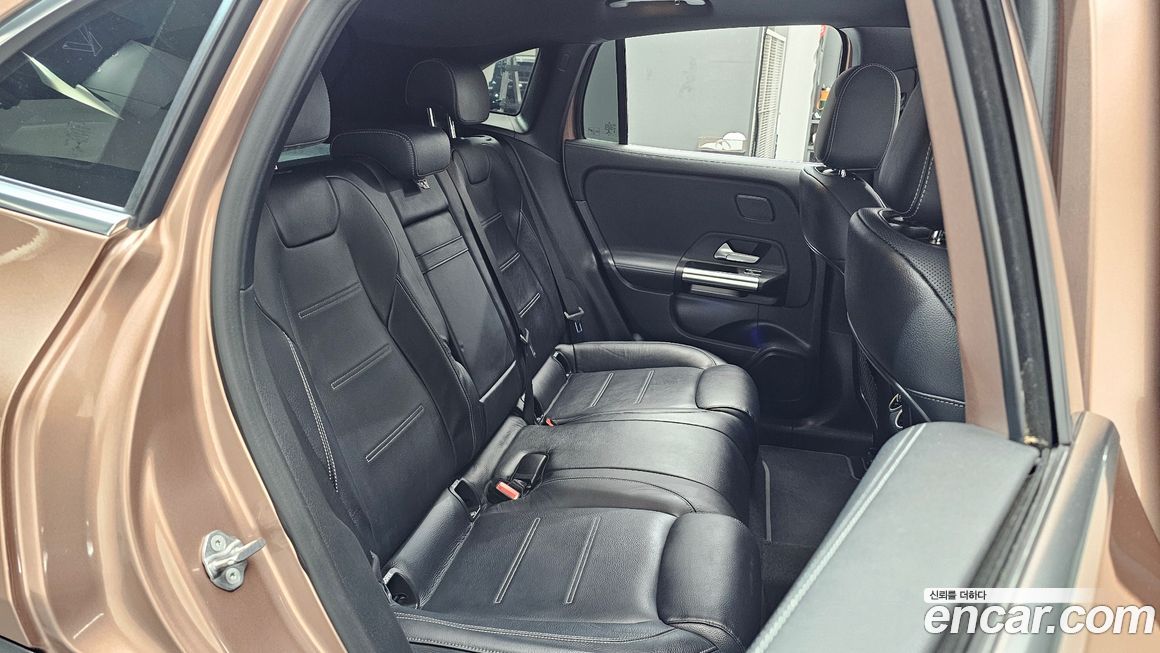 Mercedes-Benz EQA 2022