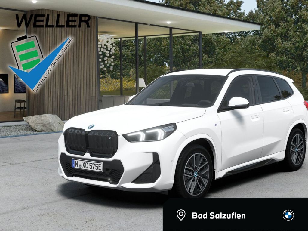 BMW iX1 2023