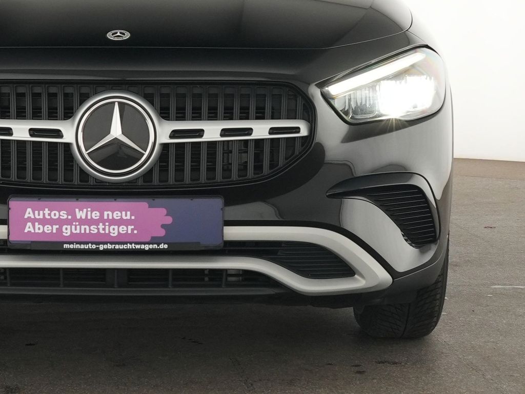 Mercedes-Benz GLA 180 2024