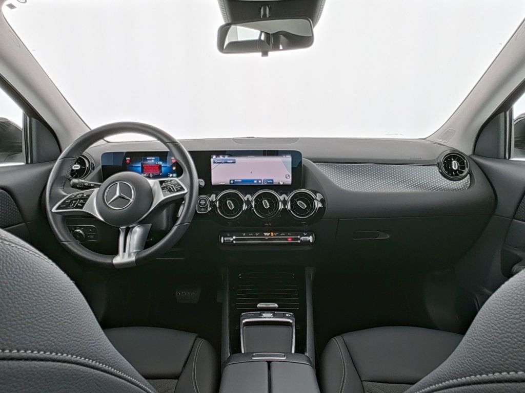 Mercedes-Benz GLA 180 2024