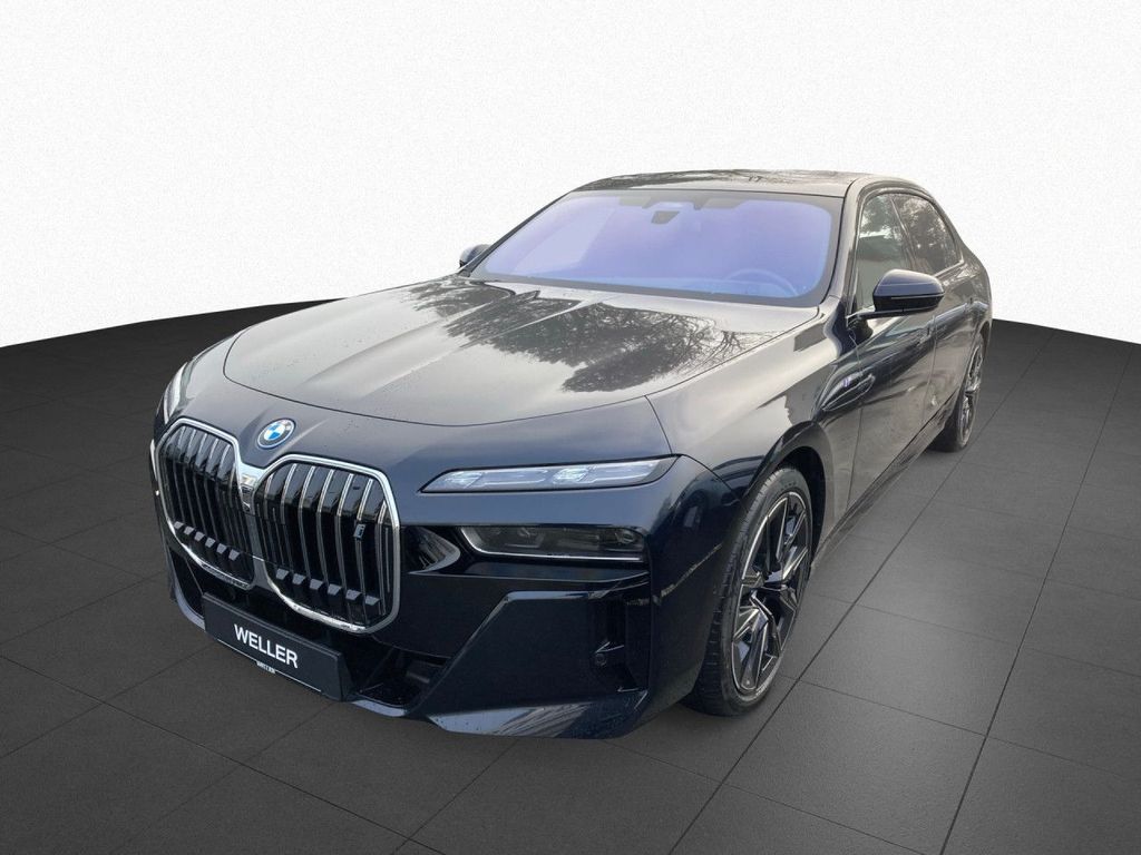 BMW i7 2024