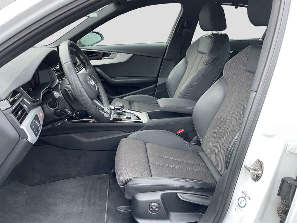 Audi A4 2023