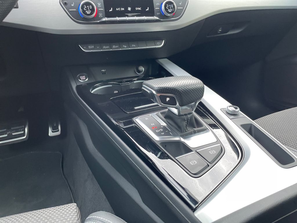 Audi A4 2023