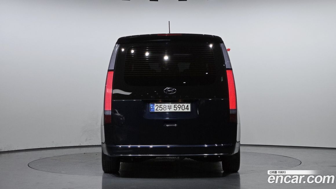 Hyundai Staria 2022
