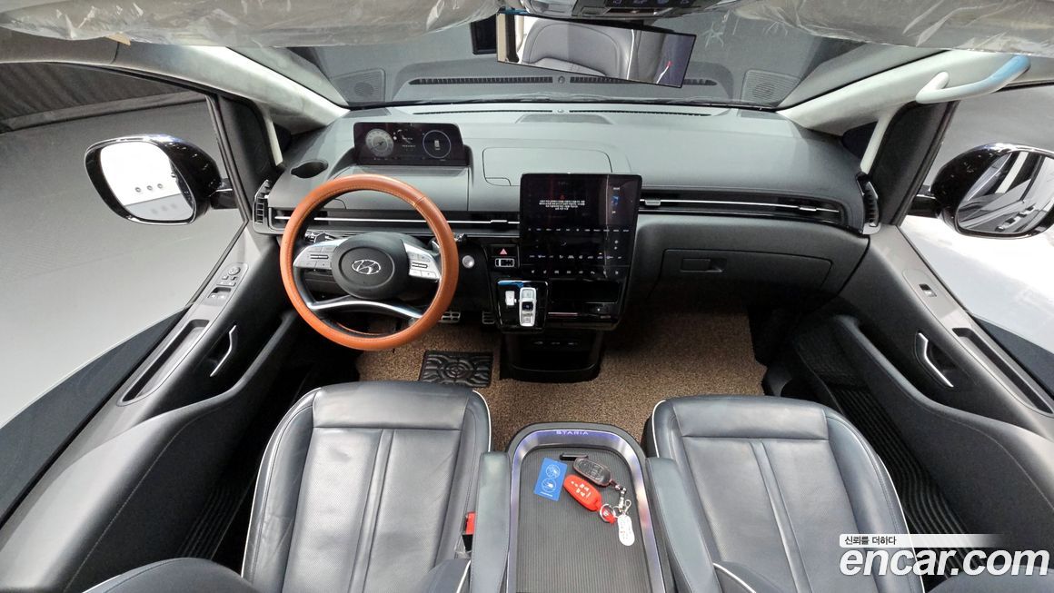 Hyundai Staria 2022