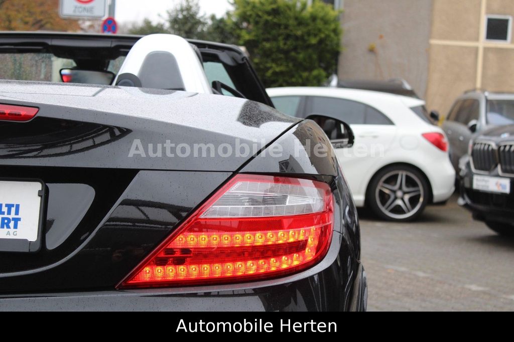 Mercedes-Benz SLK 200 2011