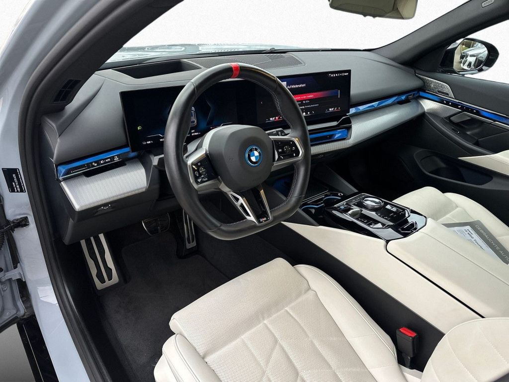 BMW i5 2024