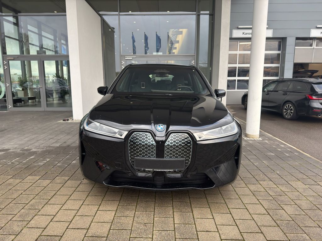 BMW iX 2023