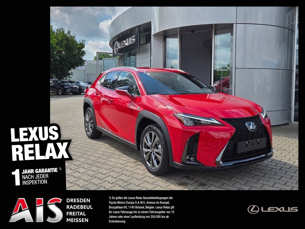 Lexus UX 2025