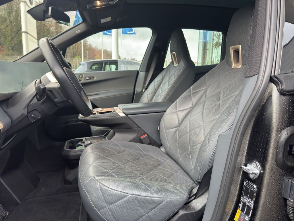 BMW iX 2023