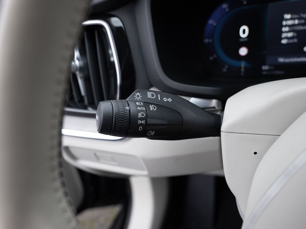 Volvo V60 Cross Country 2022