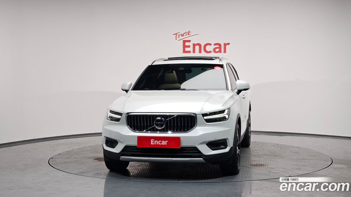 Volvo XC40 2022