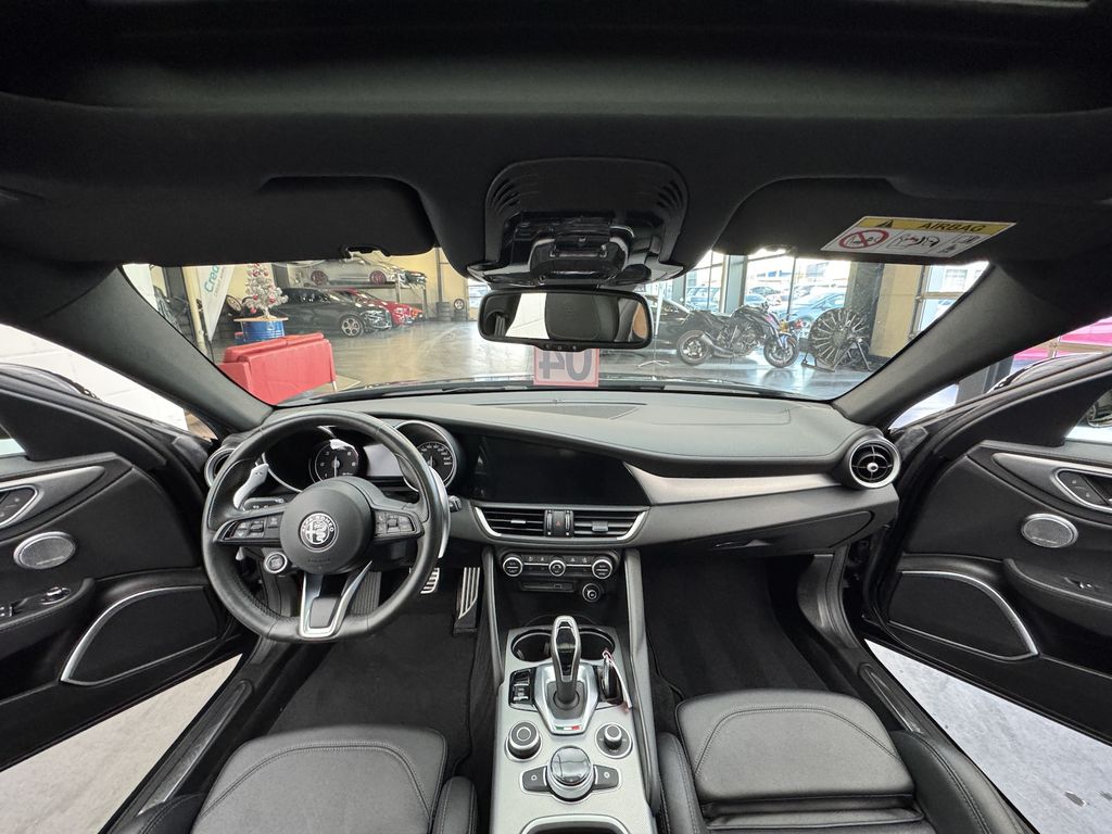 Alfa Romeo Giulia 2022