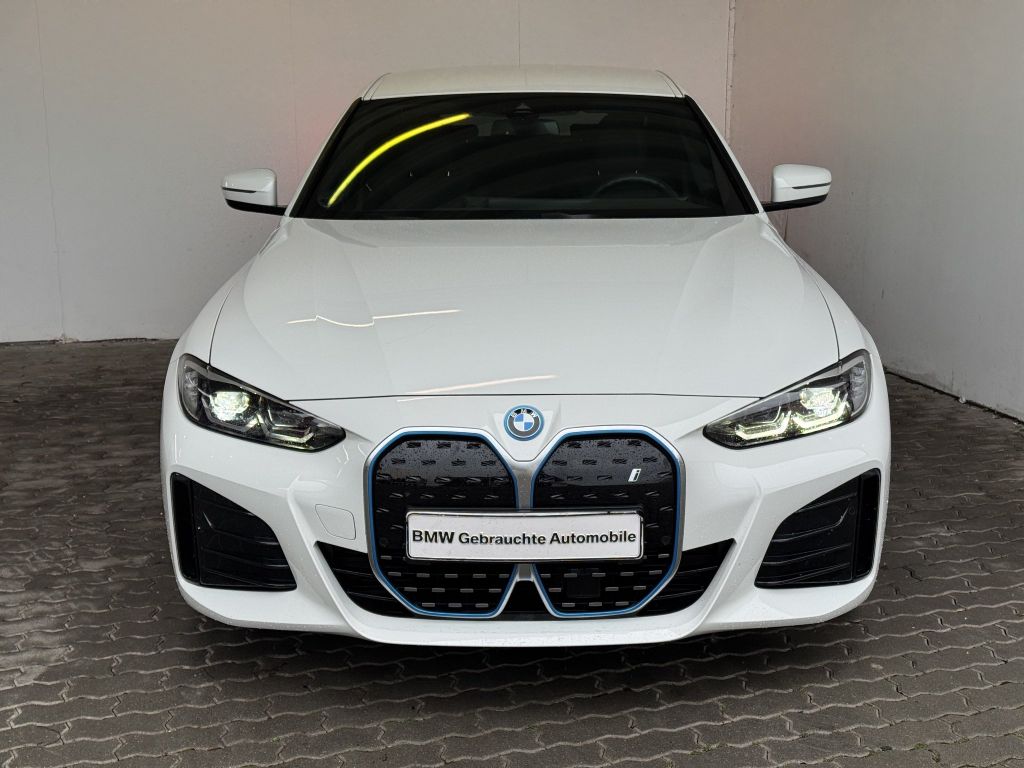 BMW i4 2025