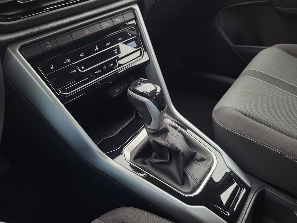 Volkswagen T-Roc 2024