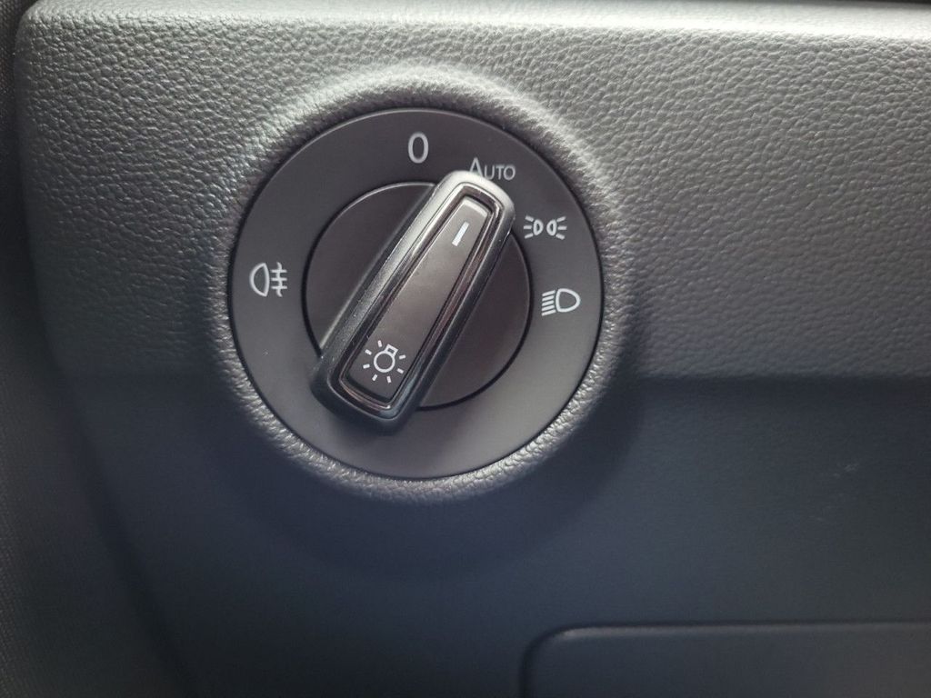 Volkswagen T-Roc 2024