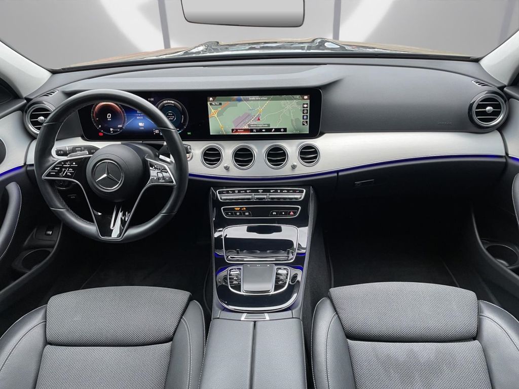 Mercedes-Benz E 300 2023