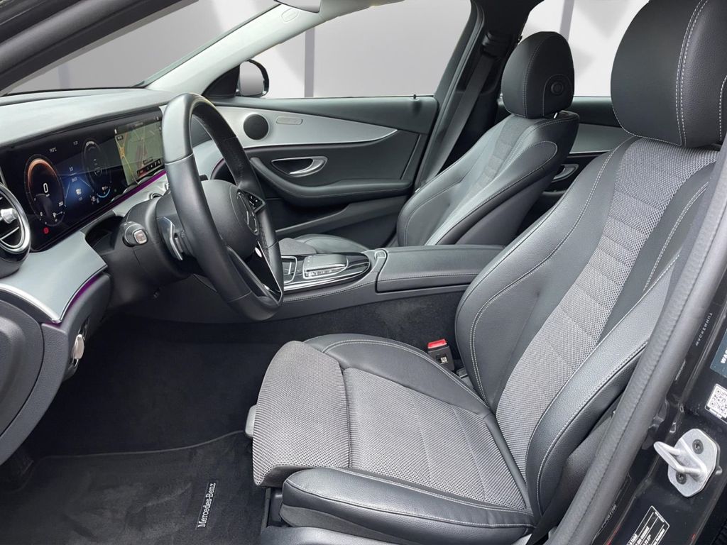Mercedes-Benz E 300 2023