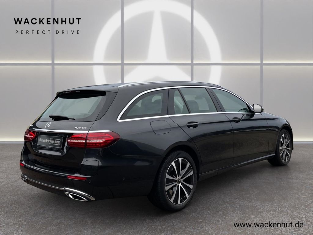 Mercedes-Benz E 300 2023
