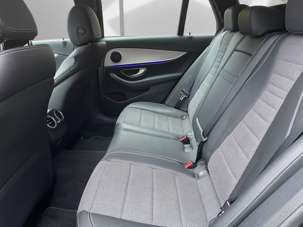 Mercedes-Benz E 300 2023