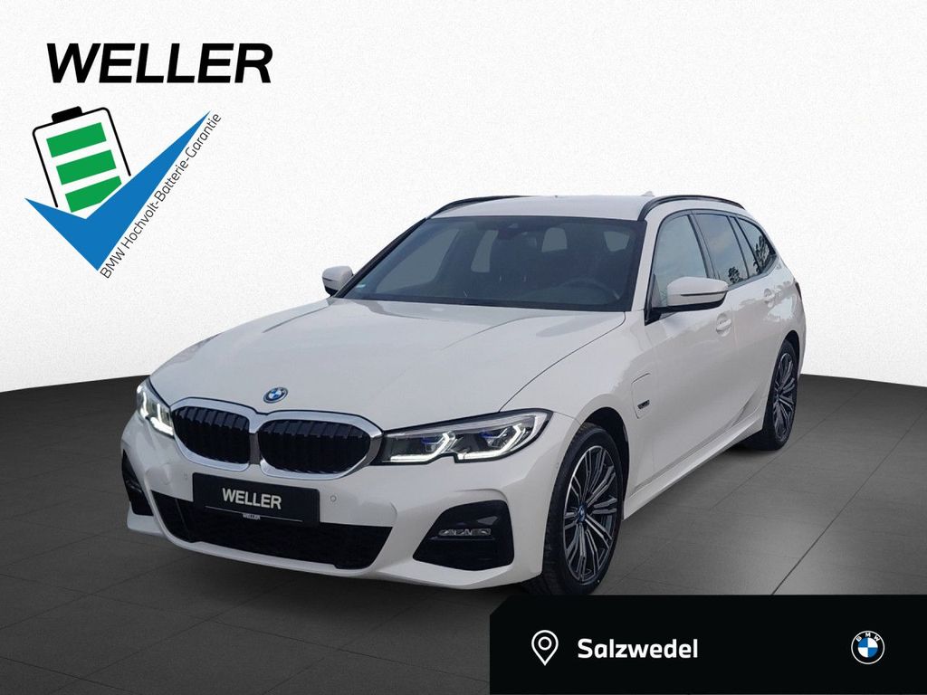 BMW 330 2021