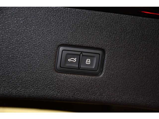 Audi SQ8 2023