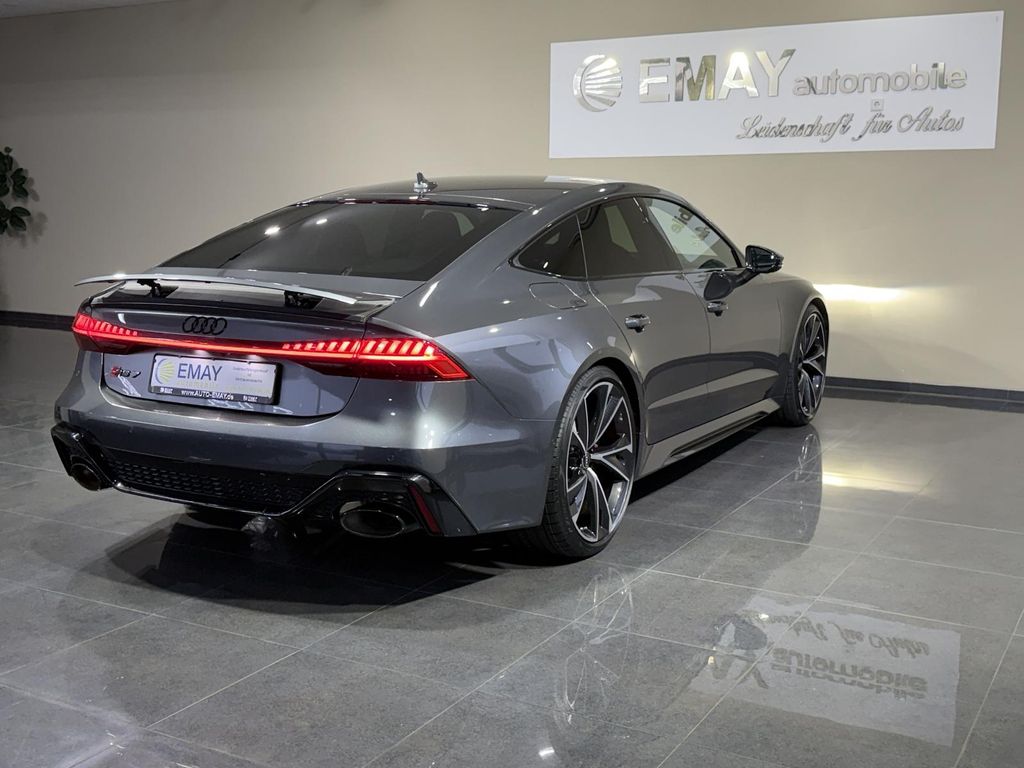 Audi RS7 2021