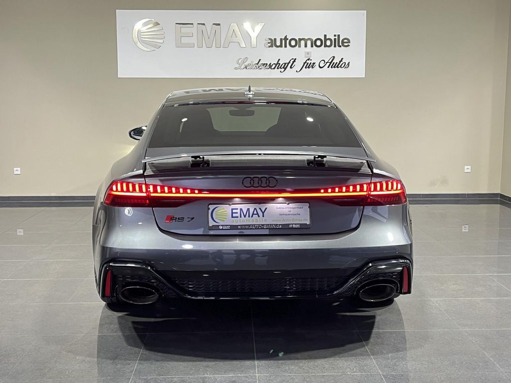 Audi RS7 2021