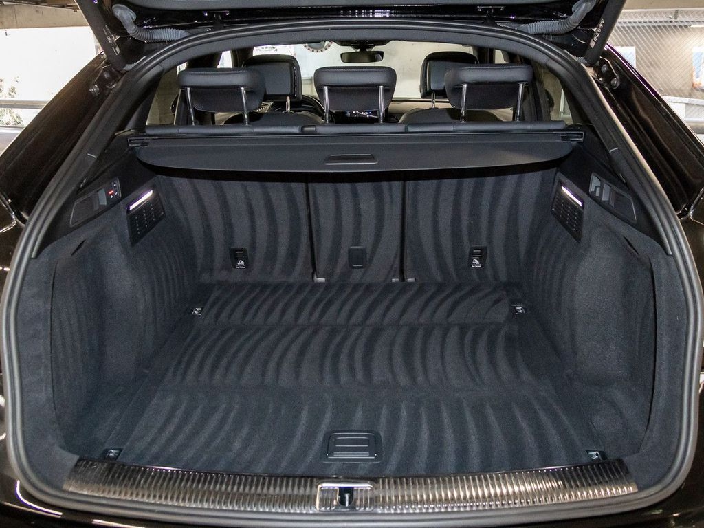 Audi SQ5 2022