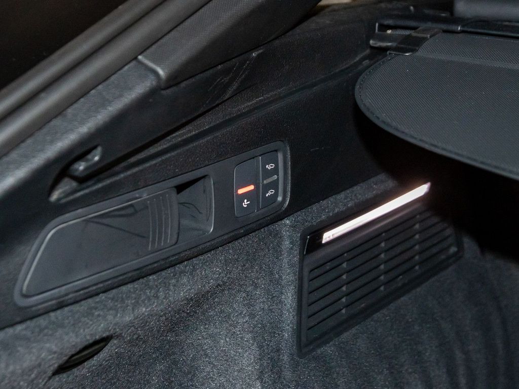 Audi SQ5 2022