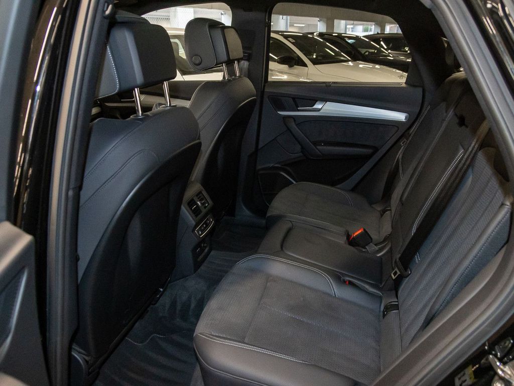 Audi SQ5 2022
