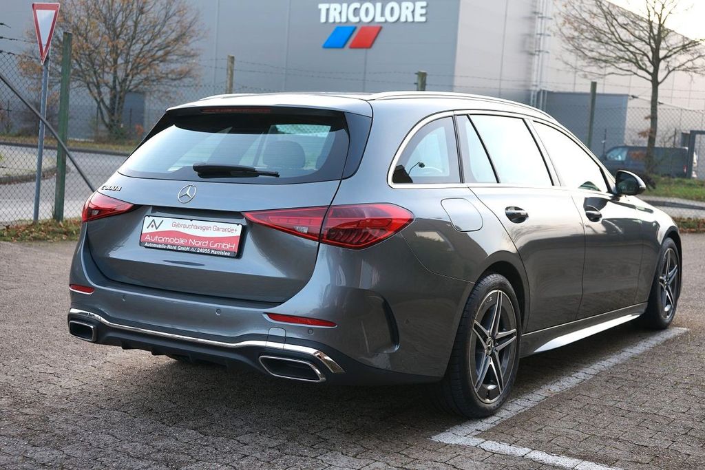 Mercedes-Benz C 300 2025