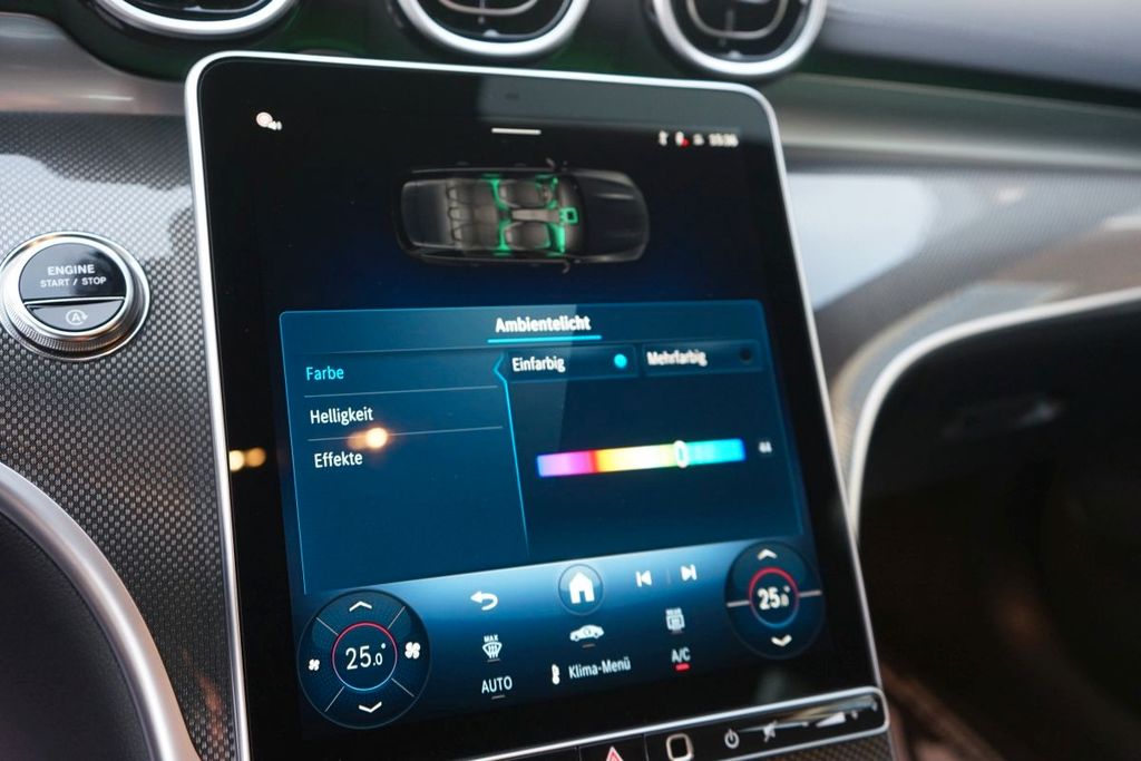 Mercedes-Benz C 300 2025