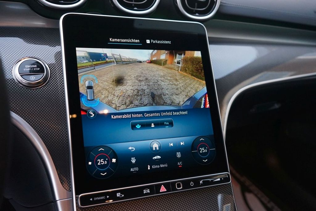 Mercedes-Benz C 300 2025