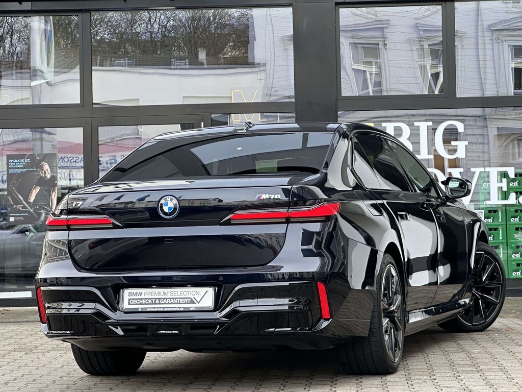 BMW i7 2024