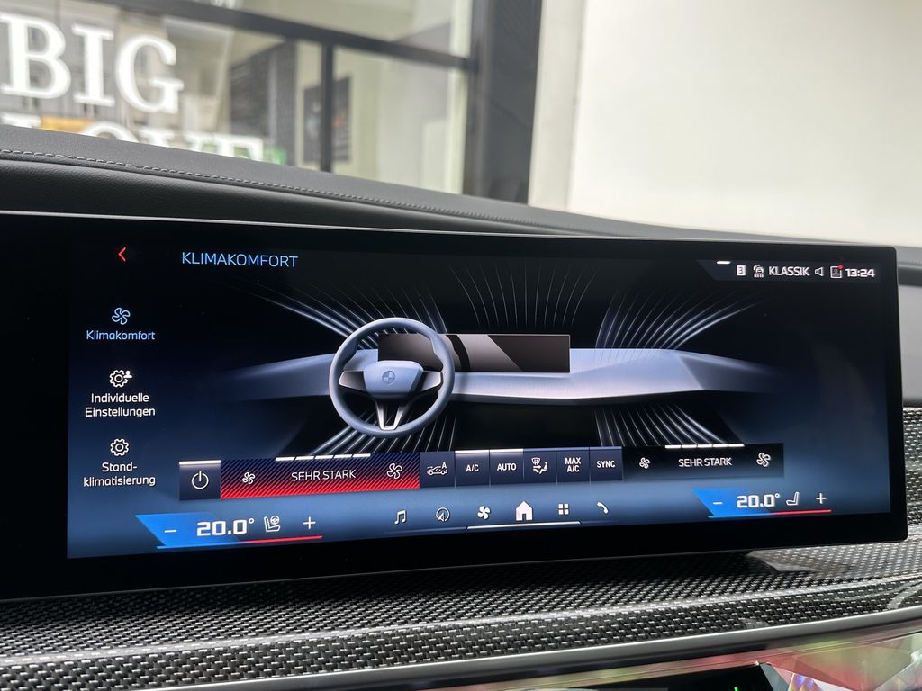 BMW i7 2024