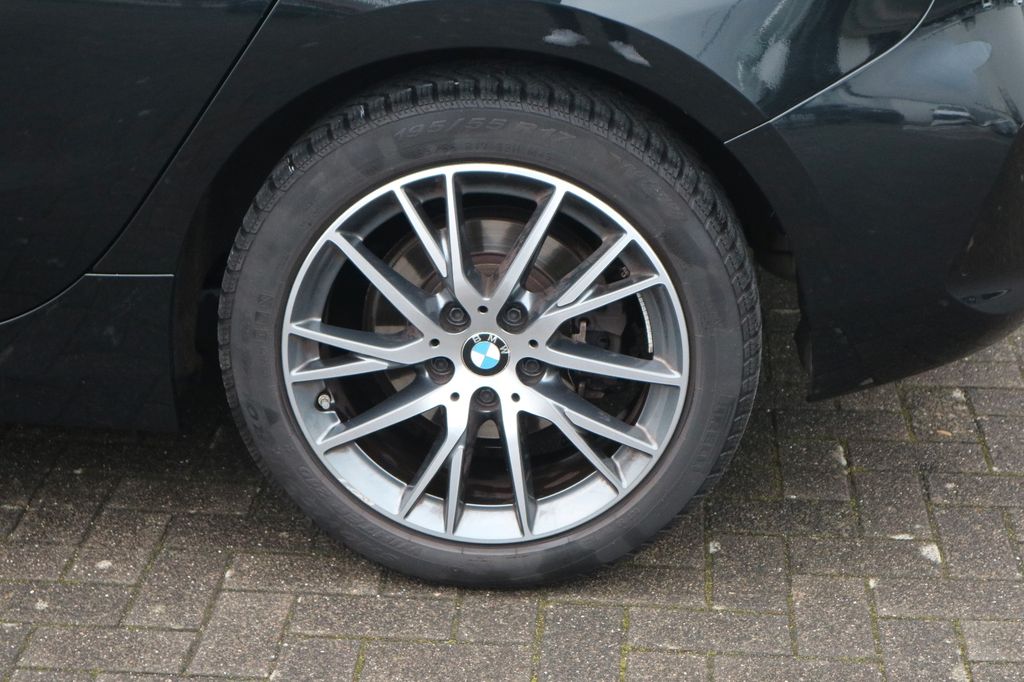 BMW 116 2022