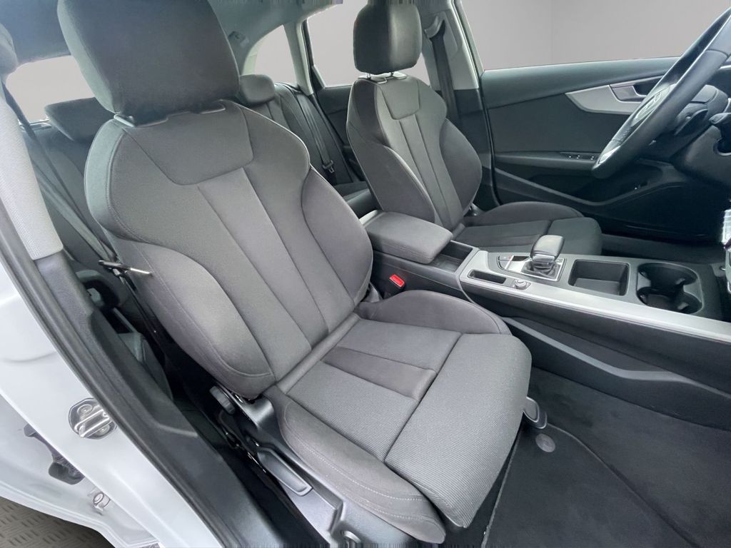 Audi A4 2022
