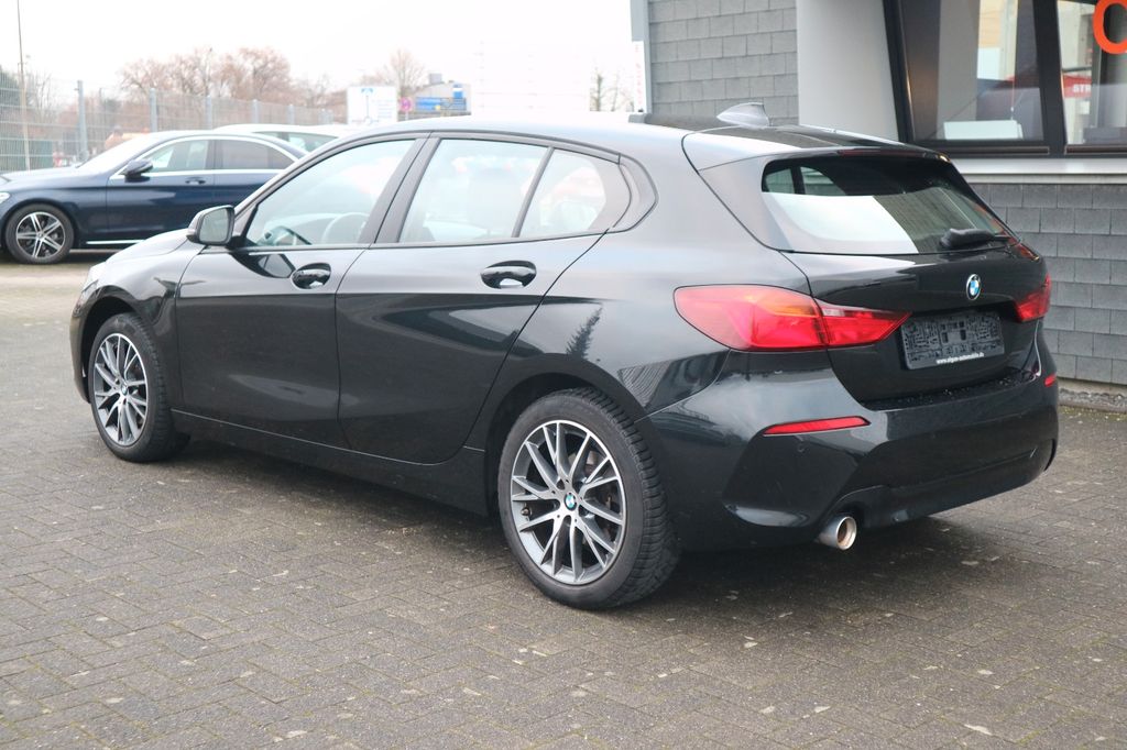 BMW 116 2022
