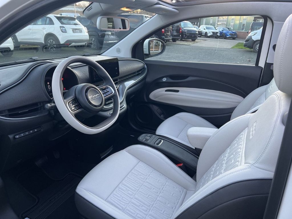Fiat 500e 2023