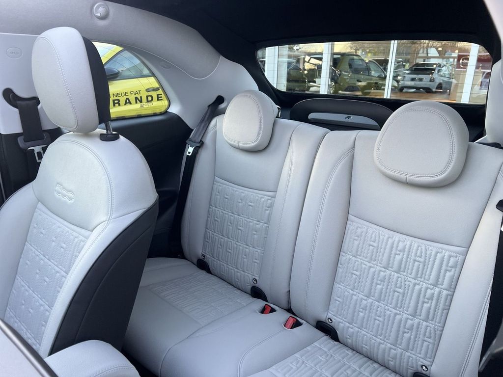 Fiat 500e 2023