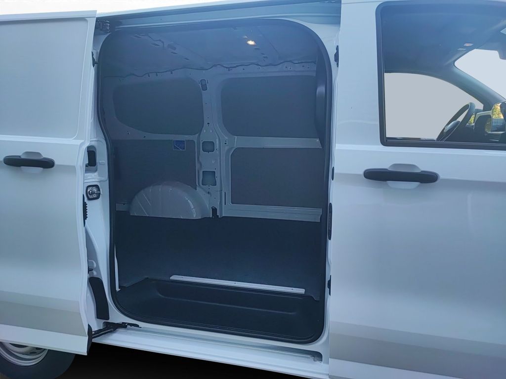 Volkswagen T7 Transporter