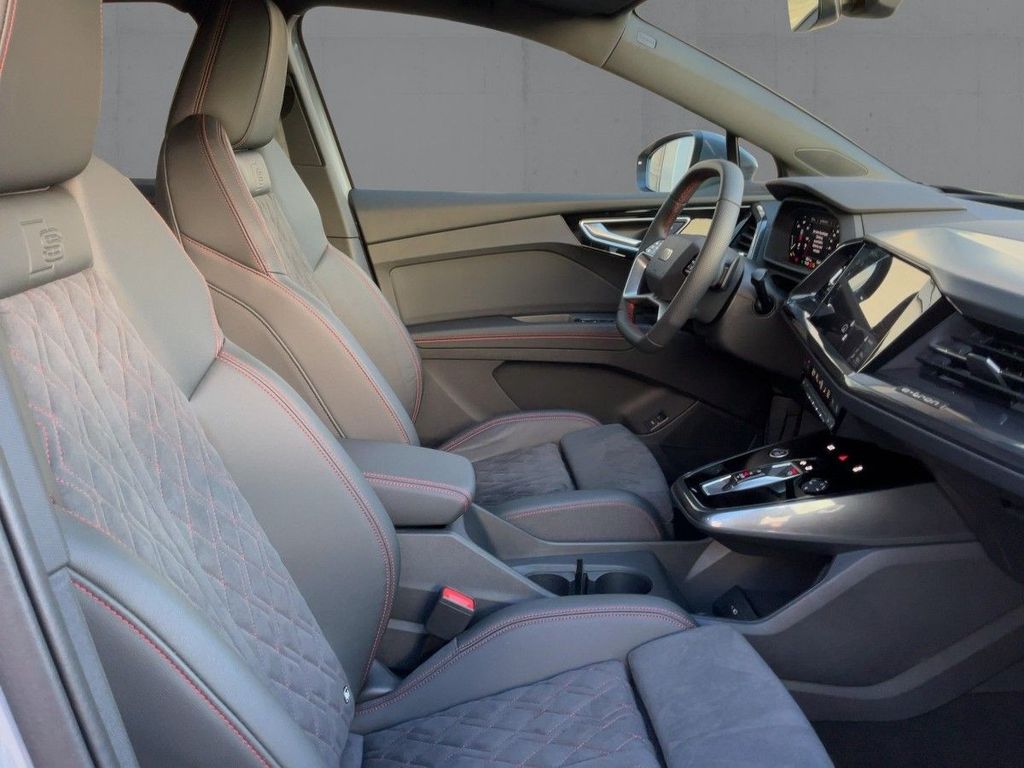 Audi Q4 e-tron 2025