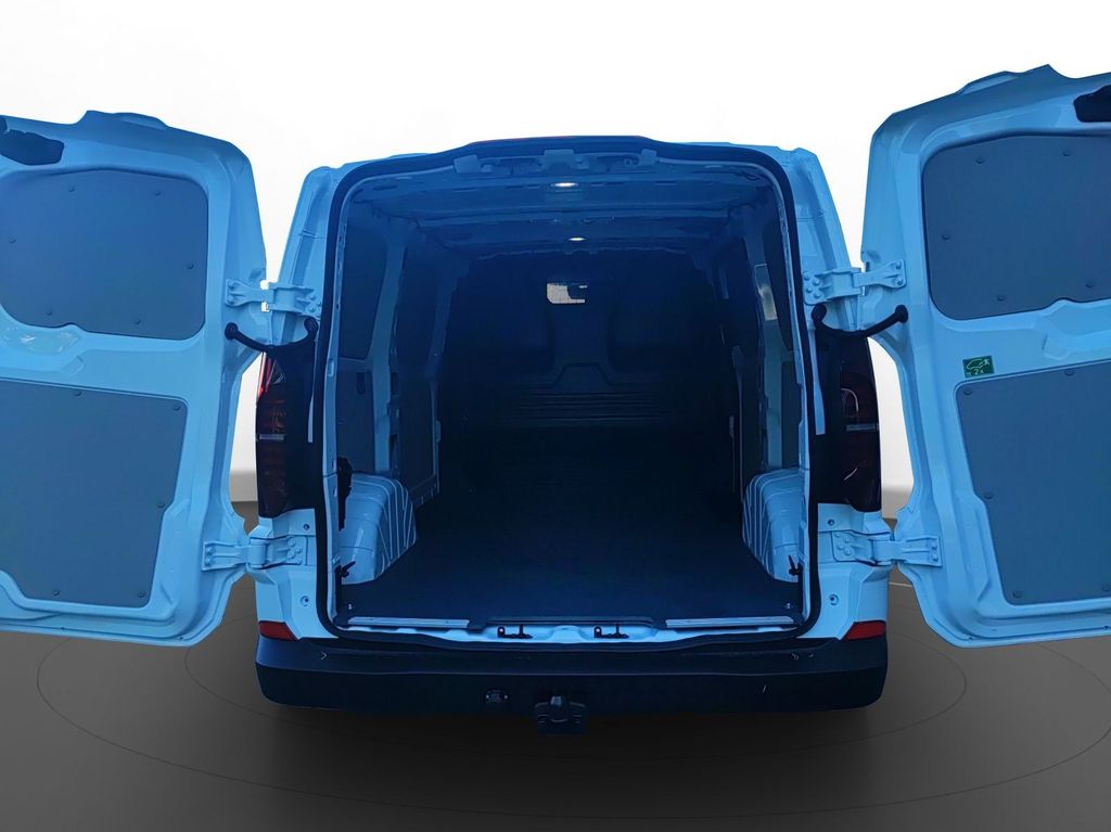 Volkswagen T7 Transporter