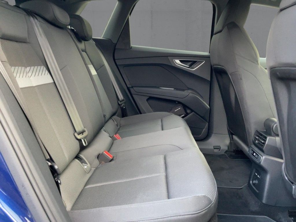 Audi Q4 e-tron 2025