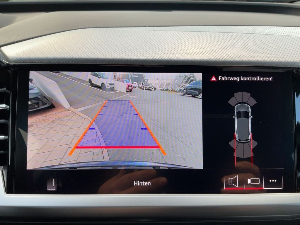 Audi Q4 e-tron 2025