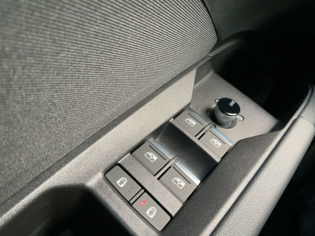 Audi Q4 e-tron 2025