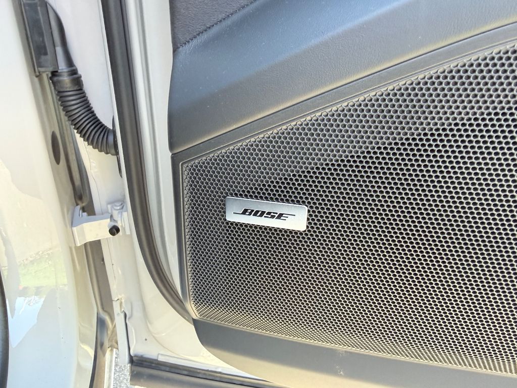 Porsche Cayenne 2025